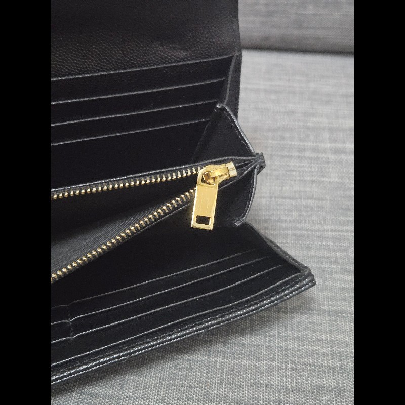 Ysl 聖羅蘭 黑色魚子醬牛皮 金色logo 掀蓋長夾-16