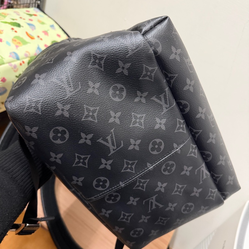 Lv黑花後背包（M43186）芯片款-4