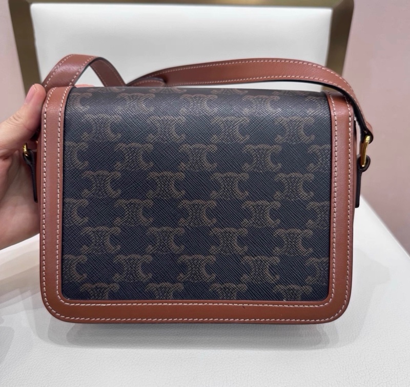 【96新 ✨ 全網最低價！】Celine teen 凱旋門老花單肩包  (購前查詢庫存❗️）-1