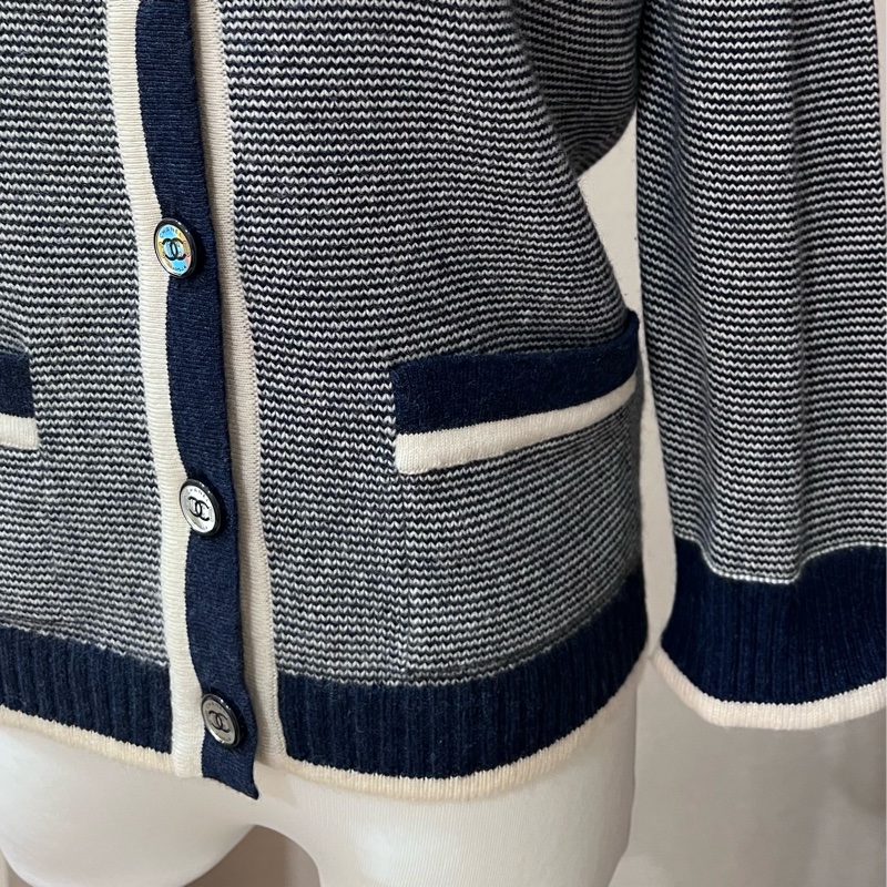 Chanel海軍風100%羊毛藍白針織外套-4
