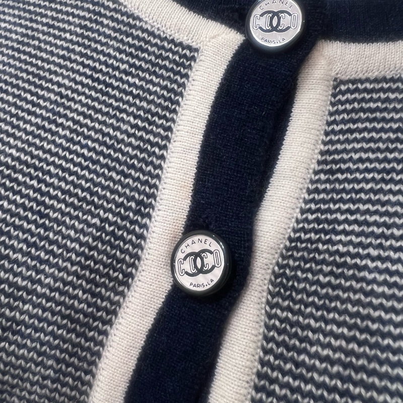Chanel海軍風100%羊毛藍白針織外套-5