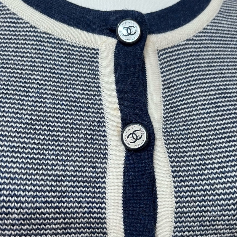 Chanel海軍風100%羊毛藍白針織外套-11
