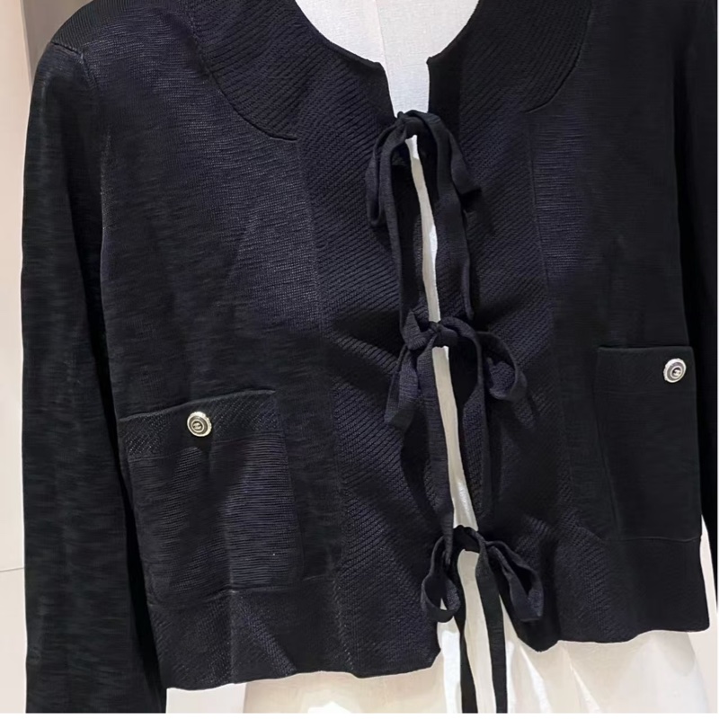 Chanel綁結罩衫-9