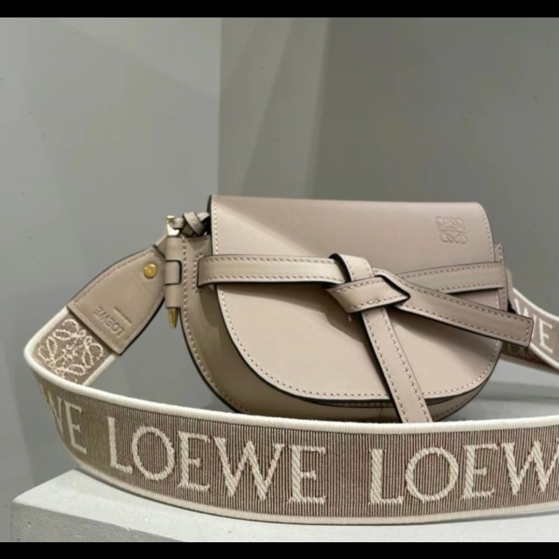 Loewe  gate mini 馬鞍包 燕麥色-8
