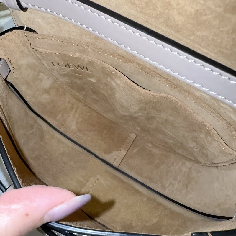 Loewe  gate mini 馬鞍包 燕麥色-17
