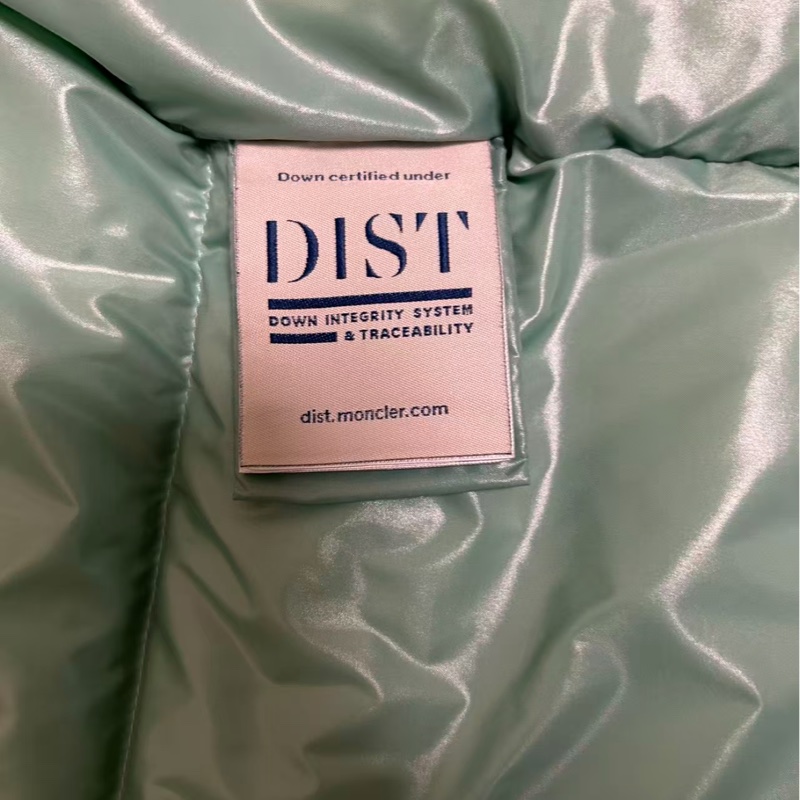 亮面尼龍羽絨moncler-4