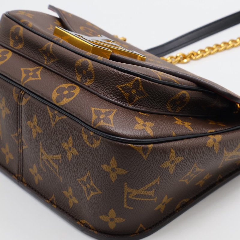 LOUIS VUITTON Passy郵差包-17