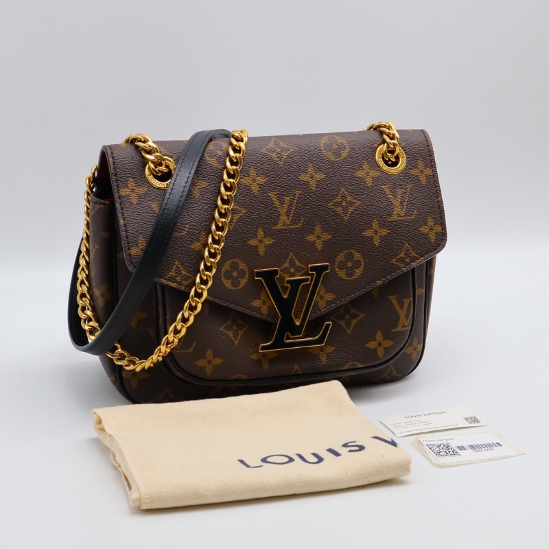 LOUIS VUITTON Passy郵差包-21