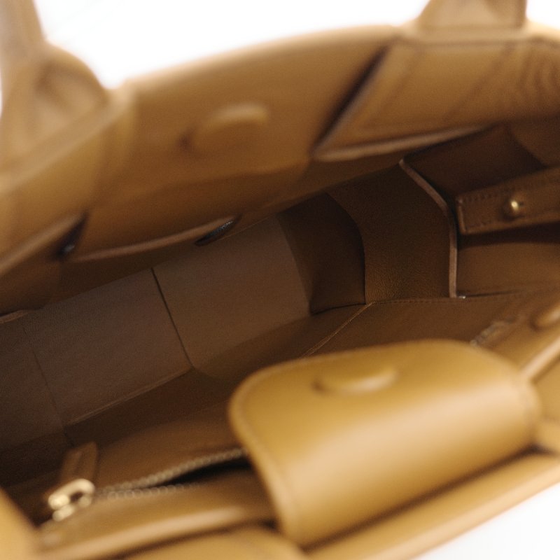 Bottega Veneta 寶緹嘉 Mini Cassette 棕色 駝色羊皮 迷你托特包-4