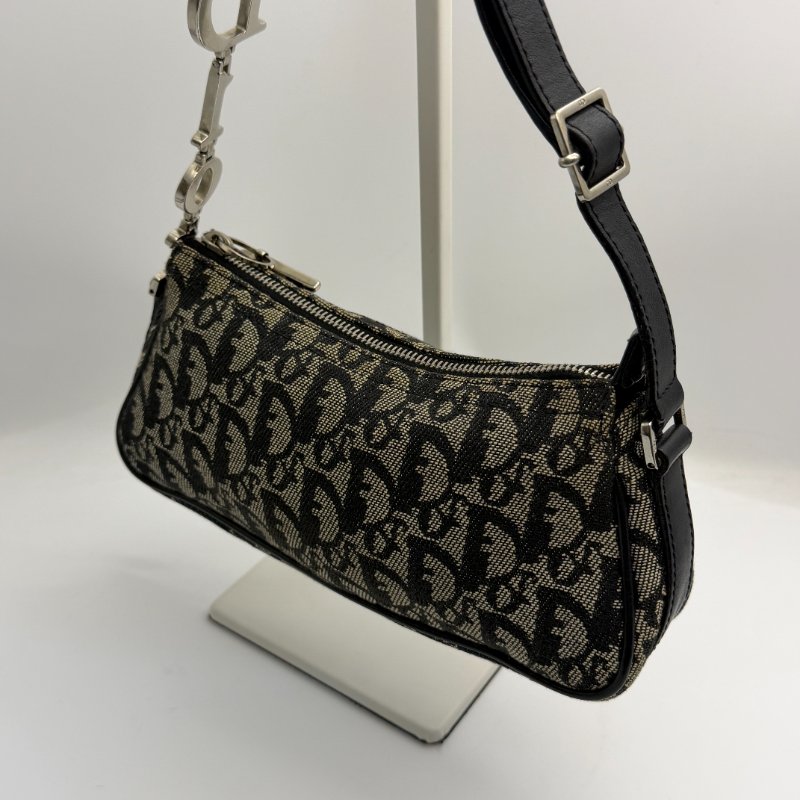 🏷Dior D扣手提包-9