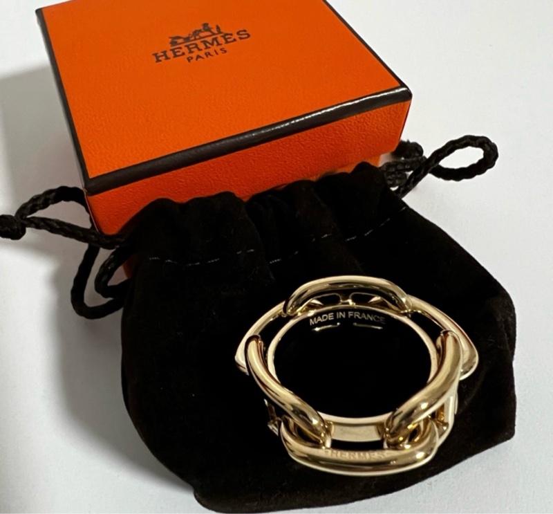 Hermes 愛馬仕 9成新 Regate 豬鼻造型金色絲巾扣-0