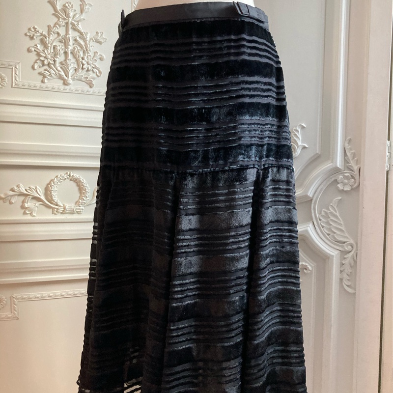 《新歡舊愛》正品LV路易威登黑色條紋即膝裙40/M-1