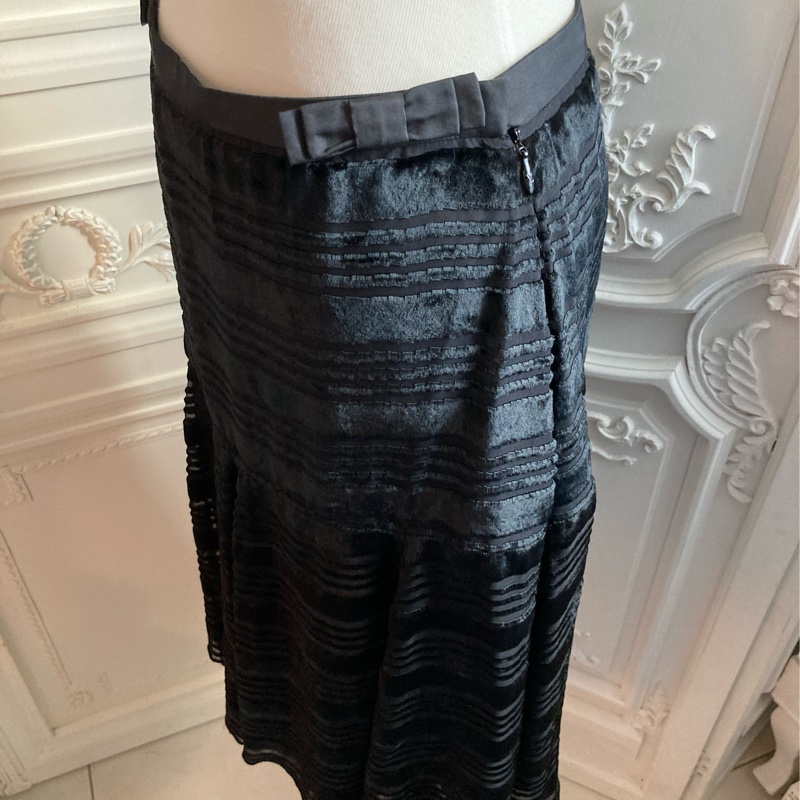 《新歡舊愛》正品LV路易威登黑色條紋即膝裙40/M-6