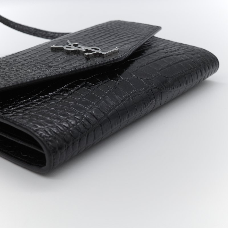 Saint Laurent 聖羅蘭 Uptown 黑色亮面鱷魚壓紋皮革 斜背包 手拿包-5
