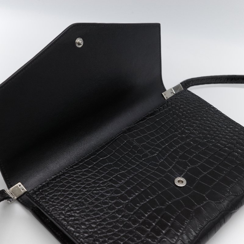 Saint Laurent 聖羅蘭 Uptown 黑色亮面鱷魚壓紋皮革 斜背包 手拿包-9