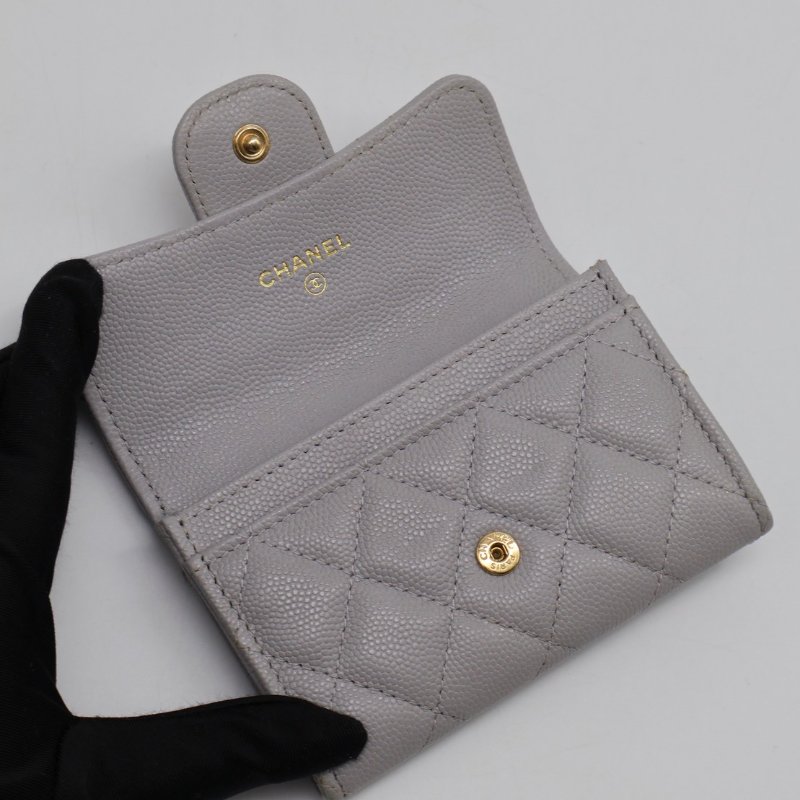 CHANEL 21A經典口蓋卡包 - 淺灰金31開-2