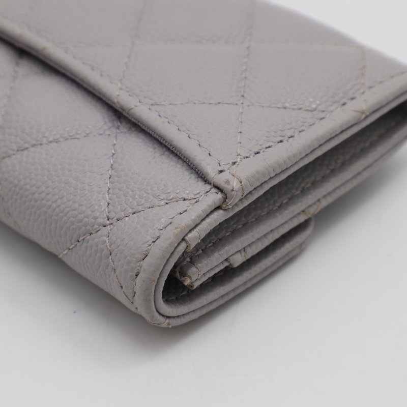 CHANEL 21A經典口蓋卡包 - 淺灰金31開-10