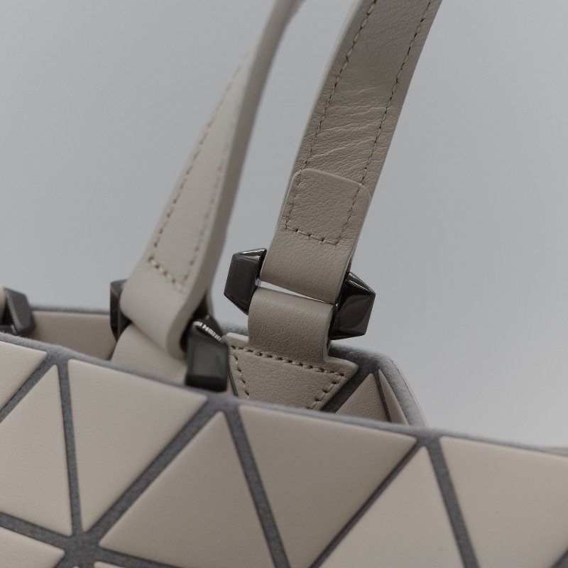 Bao Bao Issey Miyake 三宅一生 Crystal 米灰色 霧面 大號 手提包-5