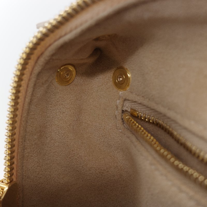 超級新配件全【CP 精選🌟小編推薦】Louis Vuitton 路易威登 Petite Malle Souple 雪白色 老花壓紋牛皮 斜掛包 肩背包-14