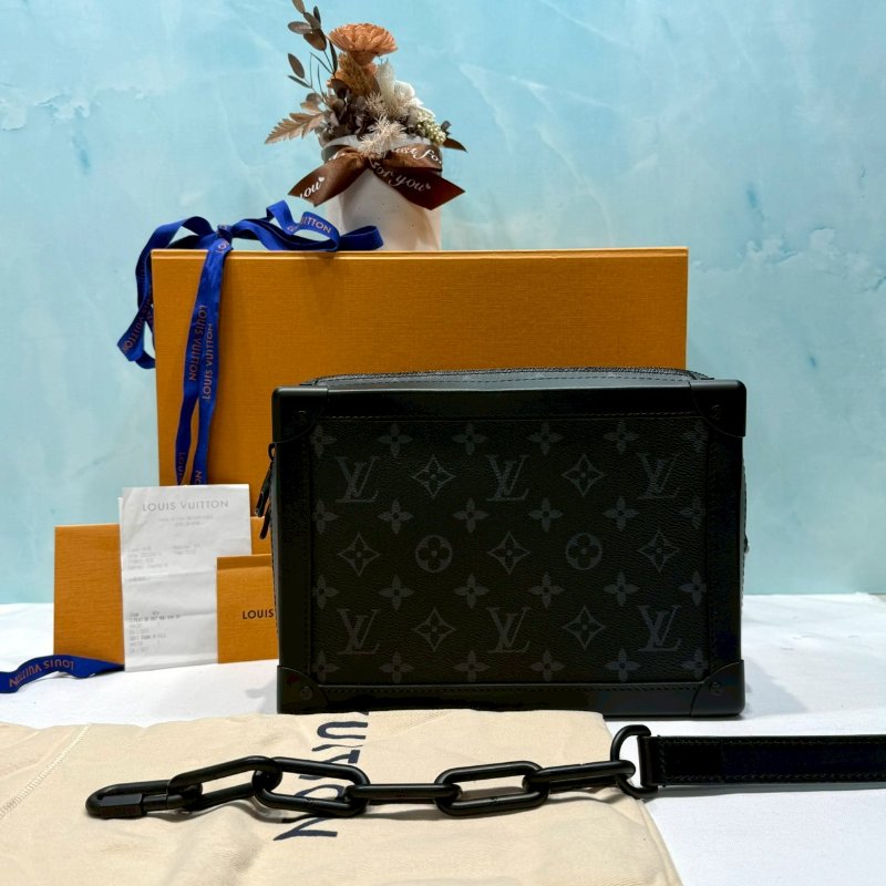 LV 全新Soft Trunk黑花軟箱包-0