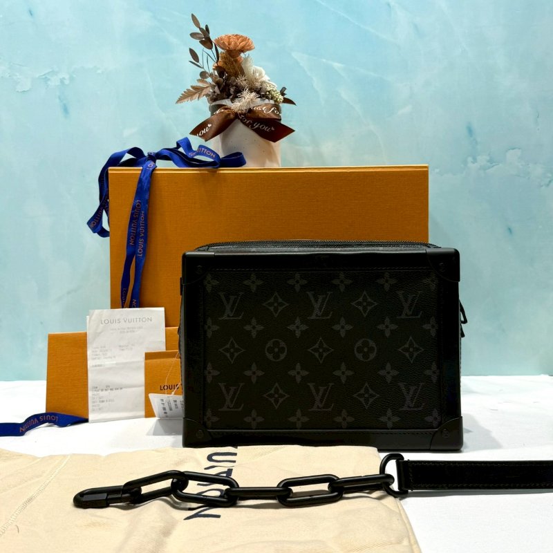 LV 全新Soft Trunk黑花軟箱包-1