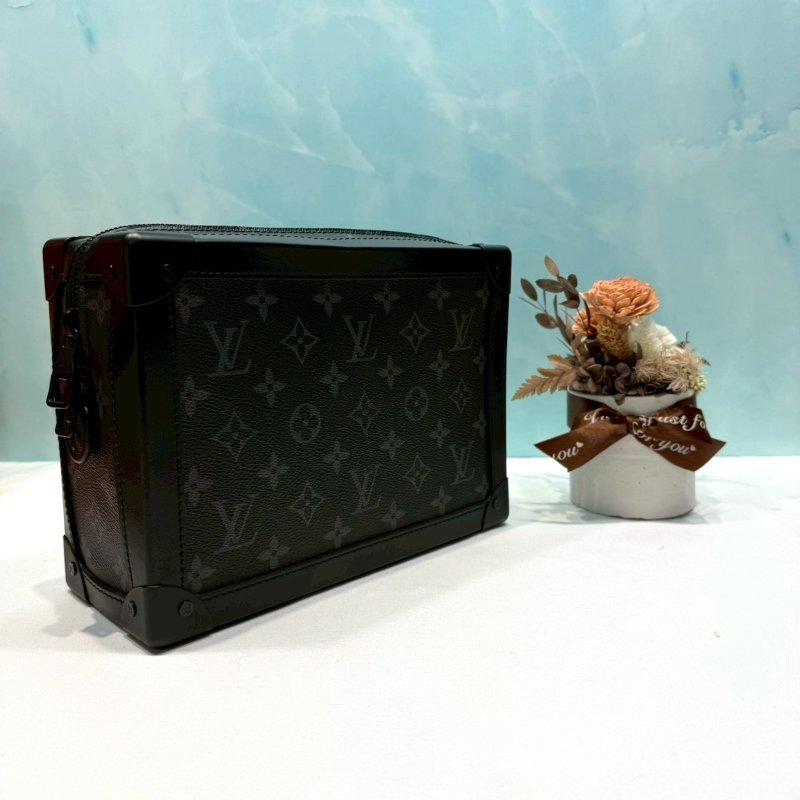 LV 全新Soft Trunk黑花軟箱包-2