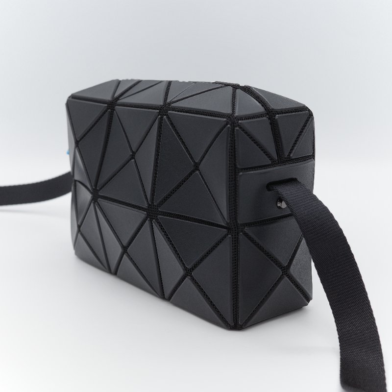 Bao Bao Issey Miyake 三宅一生  Cuboid 黑色 霧面 斜背包-3