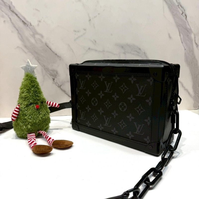 LV 全新Soft Trunk黑花軟箱包-2