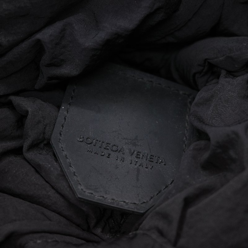Bottega Veneta 寶緹嘉 Padded Tech Cassette 黑色 尼龍編織 斜背包 肩背包-13