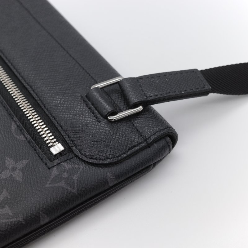 Louis Vuitton 路易威登 Taigarama 黑色 牛皮 帆布 翻蓋信差包 斜背包-7