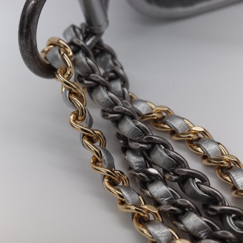 Chanel香奈兒 Gabrielle Hobo 金屬銀色 小牛皮 小型流浪包 肩背包 側背包-25