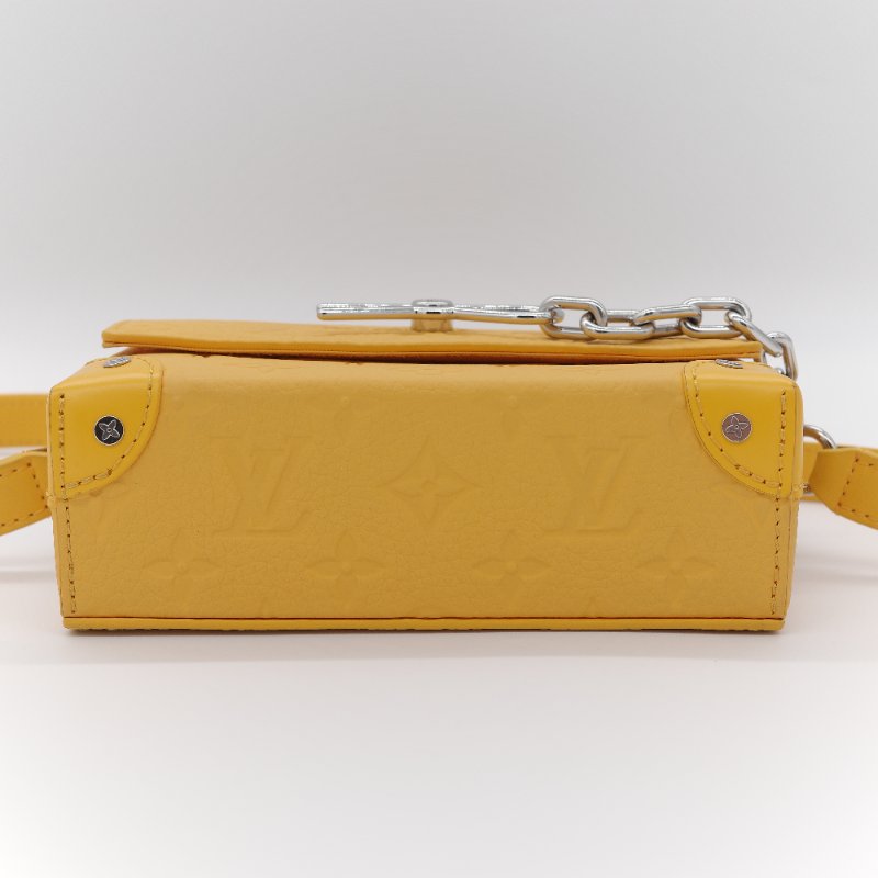 Louis Vuitton路易威登 Steamer 黃色 粒小牛皮 隨身錢包 斜背包-4