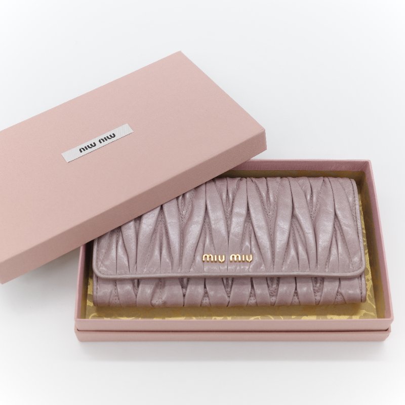 Miu Miu 繆繆  抓皺 乾燥玫瑰色 粉膚色 羊皮 長夾-0