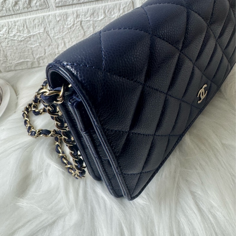 香奈兒午夜藍荔枝牛皮新款吸磁釦woc-11