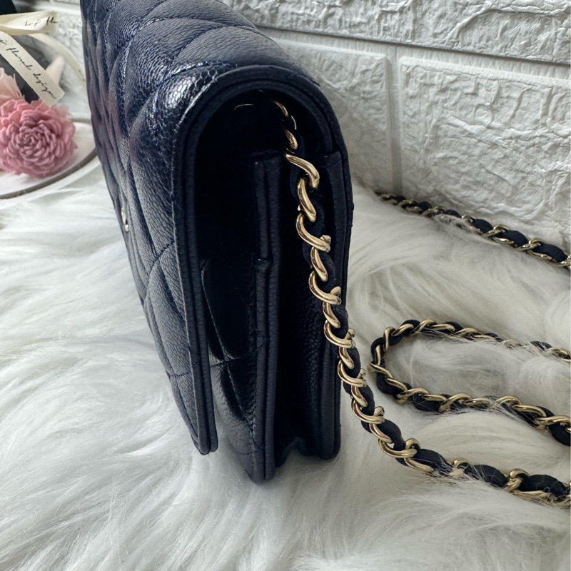 香奈兒午夜藍荔枝牛皮新款吸磁釦woc-12