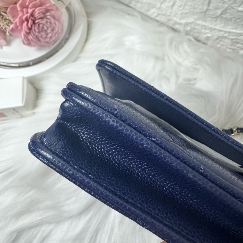 香奈兒午夜藍荔枝牛皮新款吸磁釦woc-13