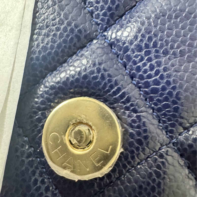 香奈兒午夜藍荔枝牛皮新款吸磁釦woc-15