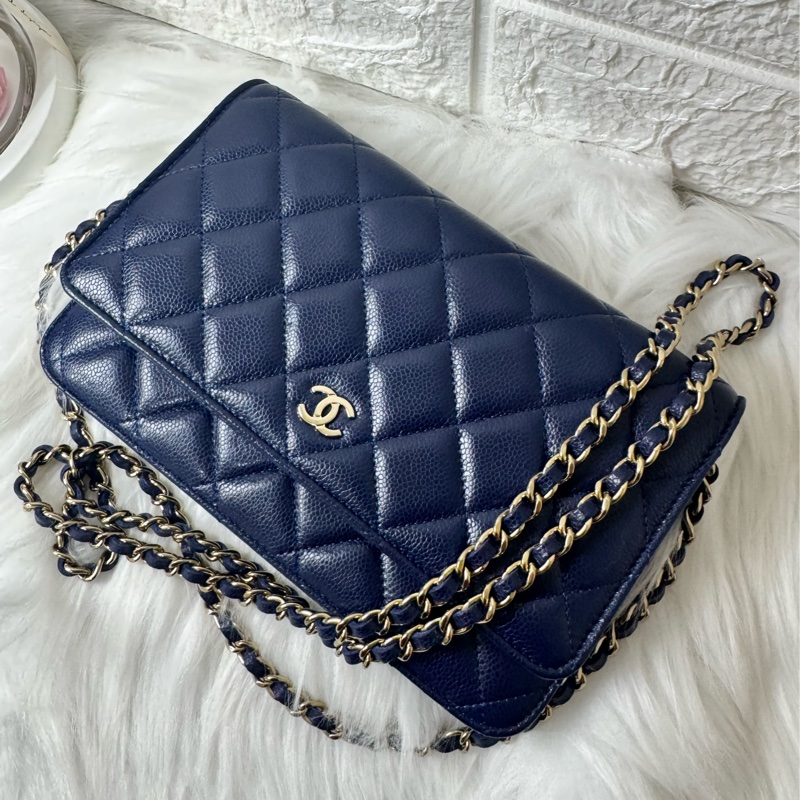 香奈兒午夜藍荔枝牛皮新款吸磁釦woc-31