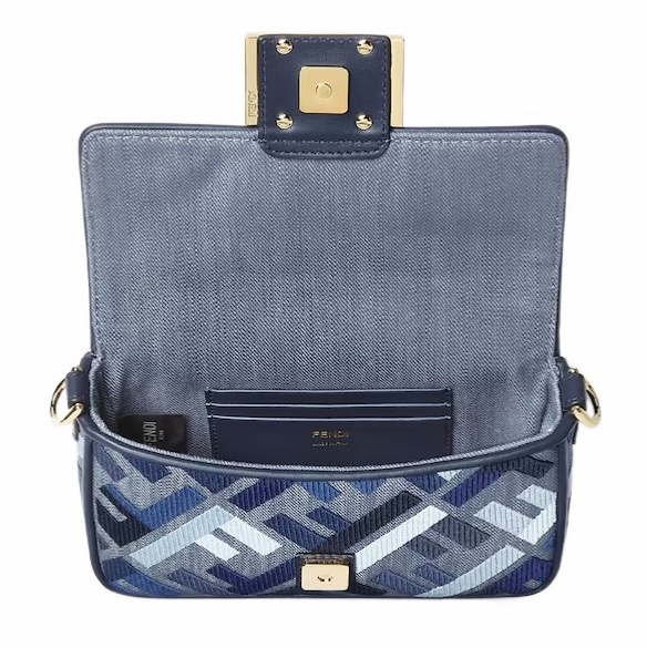 Fendi 女士 標誌性Baguette包均碼碼20cm*5cm*13cm-2