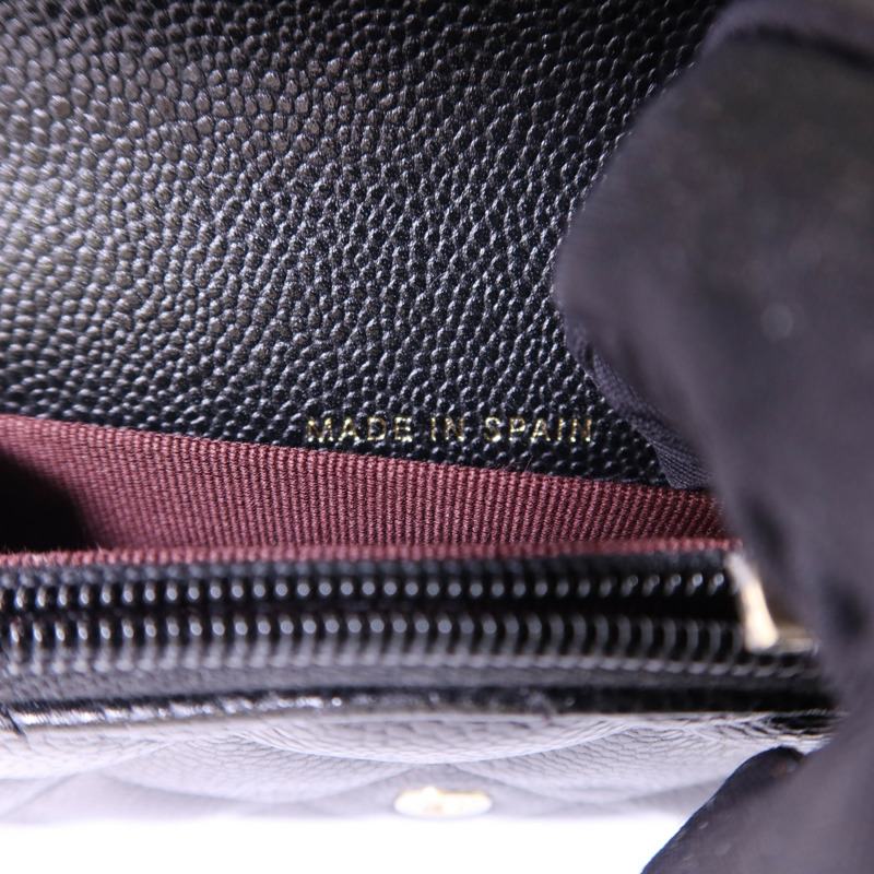 CHANEL 牛皮皮革Card Case金扣卡片套-6