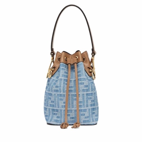 Fendi 女士 小號Mon Tresor水桶包均碼碼小號、12cm*14cm*18cm