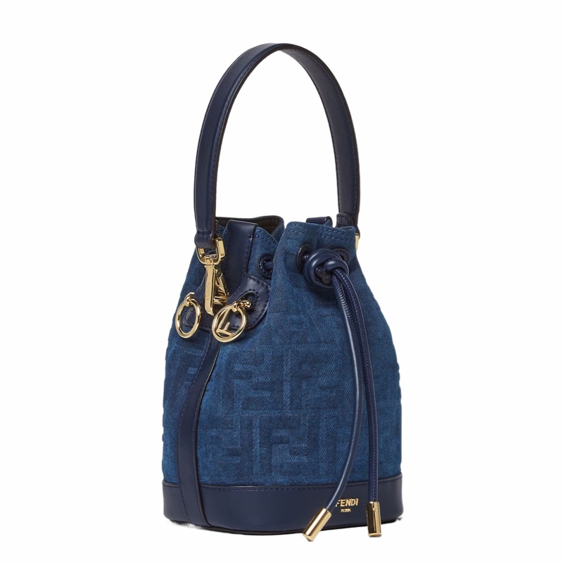 Fendi 女士 Mon Tresor 水桶包均碼碼常規、13.5cm*11cm*19cm-1