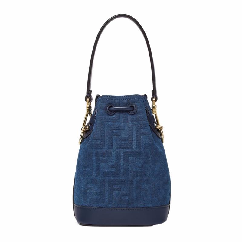 Fendi 女士 Mon Tresor 水桶包均碼碼常規、13.5cm*11cm*19cm-2