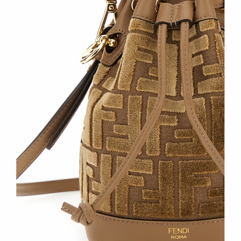 Fendi 女士 Mon Tresor 水桶包均碼碼14cm*12cm*18cm-2