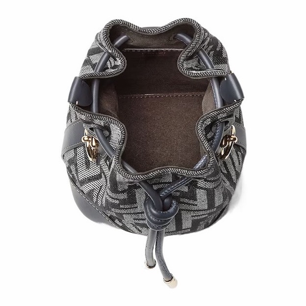 Fendi 女士 Mon Tresor 水桶包均碼碼常規、13.5cm*11cm*19cm-2