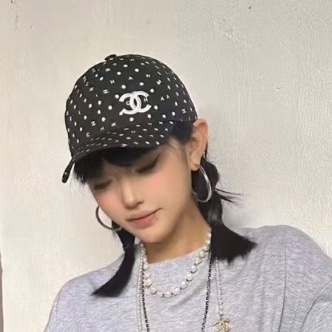 CHANEL cap-2