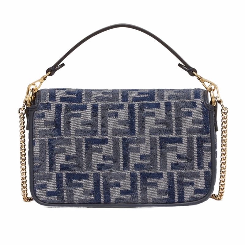 Fendi 女士 Baguette鏈條單肩包均碼碼20cm*5cm*13cm-1