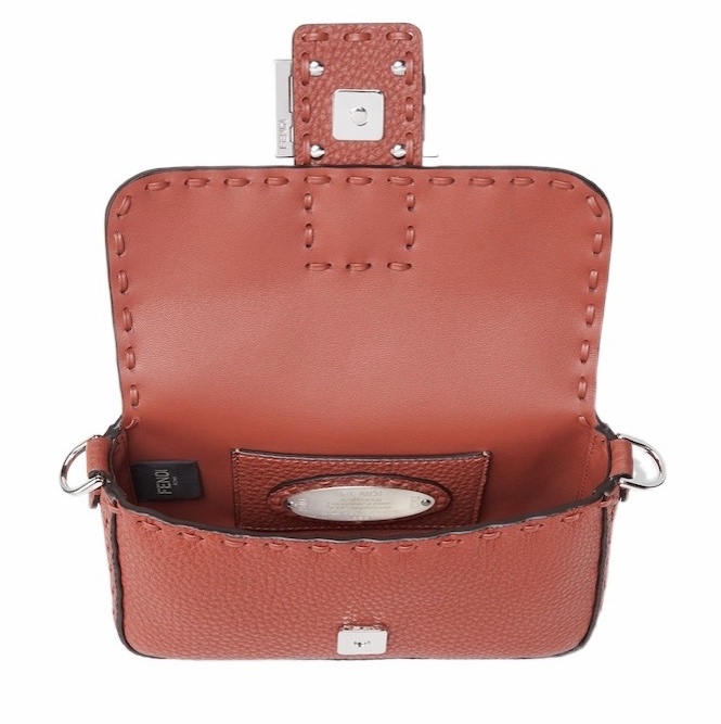 Fendi 女士 Baguette Mini  單肩包均碼碼MINI、20cm*5cm*13cm-2