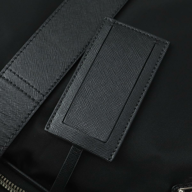 【日本直送】PRADA 尼龍黑色銀色手提箱 Auth 162425-16