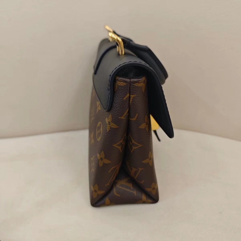 19年 Lv locky BB 鎖頭包-3